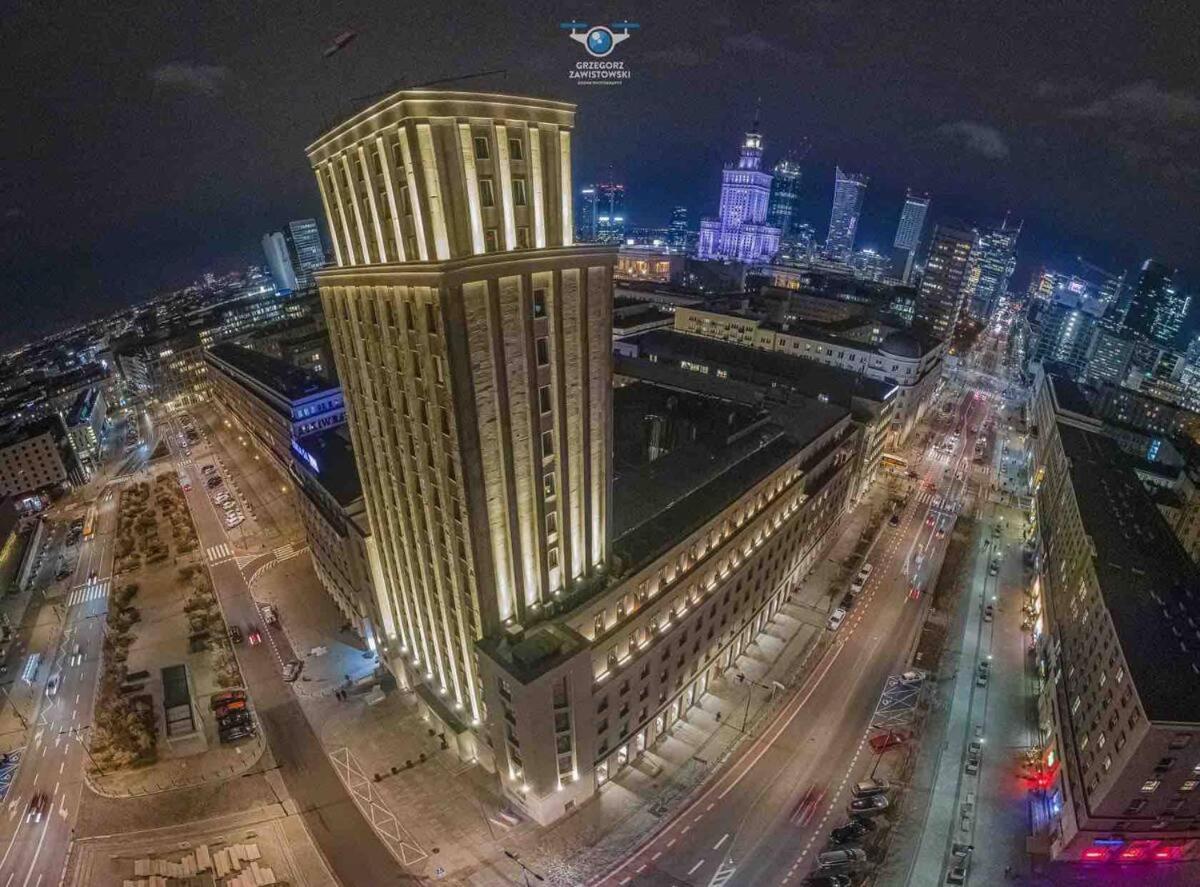 Palace 2 Wifi 600 Mbs 55'Tv Netflix Hbo 2Xmetro Appletv Warsaw Luaran gambar